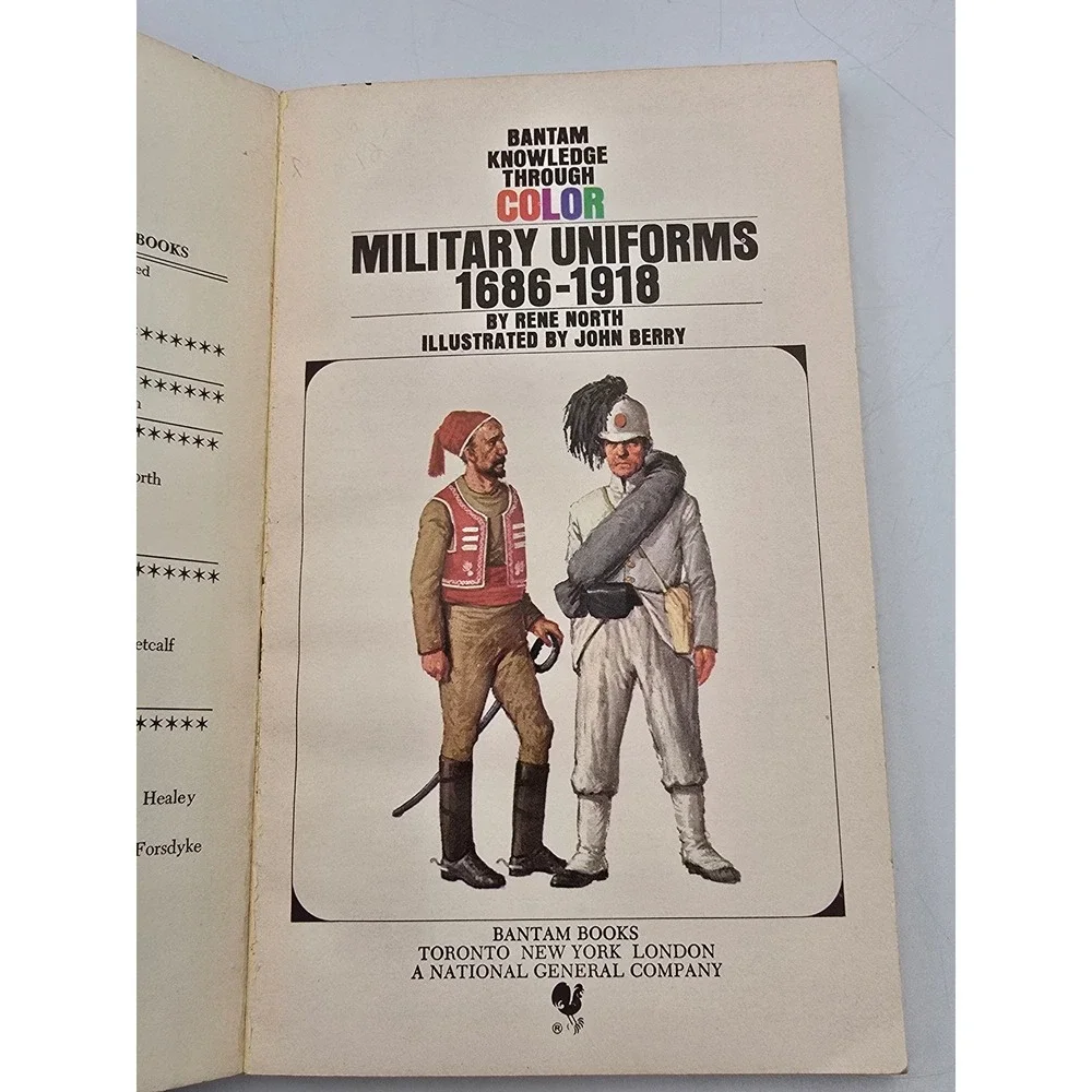 Bantam Military Uniforms 1686-1918 Book OS Multi Good‎ Rene North Vintage 1971